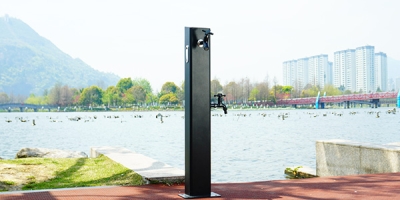 極亞智能龍睛系列戶外立柱水龍頭：重塑庭院用水體驗(yàn)